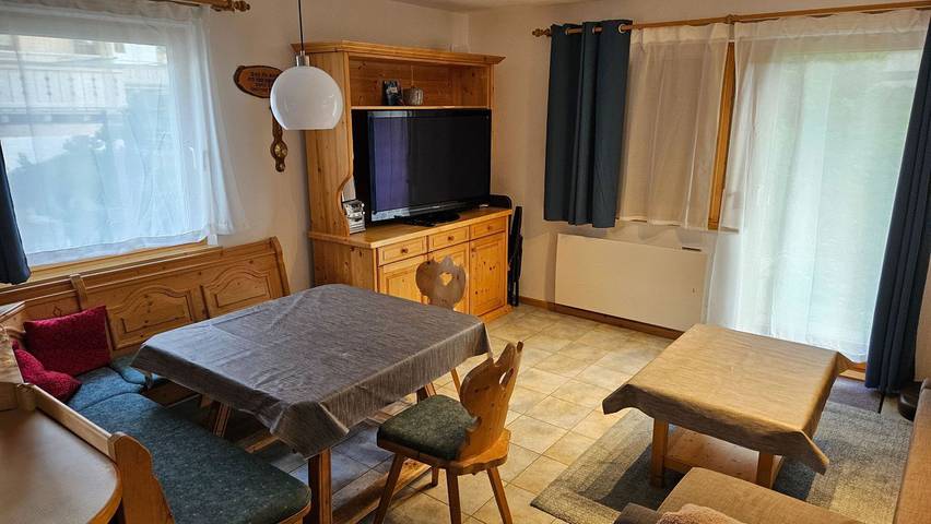 Hütte für 5 Personen, mit Ausblick und Balkon sowie Garten in der Zillertal Arena - 2
