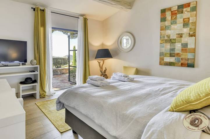 Location de vacances pour 10 personnes, avec balcon et jardin à Le Beausset - 3