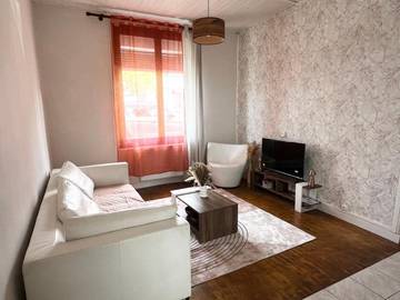 Gîte pour 7 personnes, avec jardin, animaux acceptés à Longueau