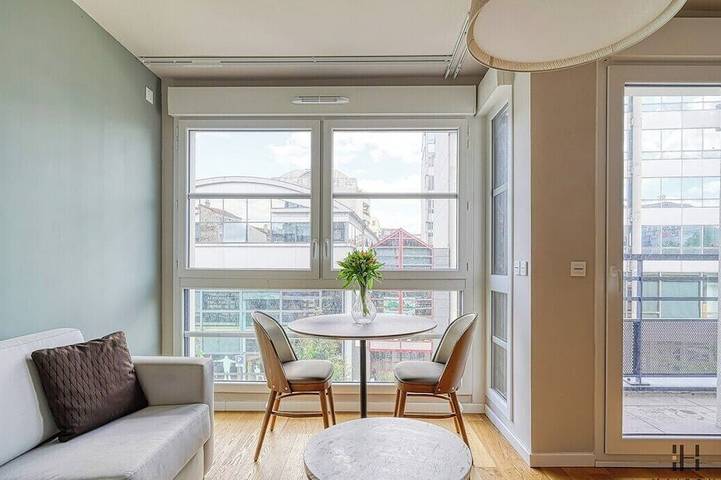 Appartement de vacances pour 2 personnes, avec balcon à Issy-les-Moulineaux