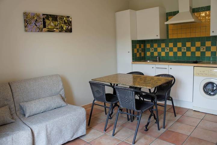 Hôtel pour 4 personnes à Loriol-du-Comtat - 3