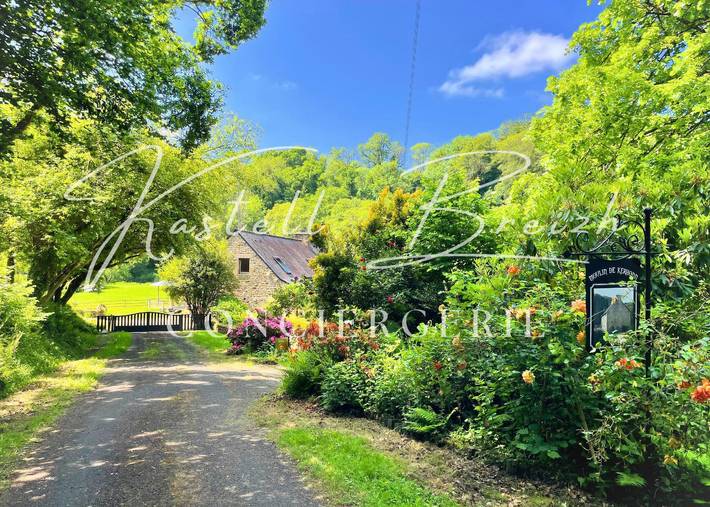Gîte pour 2 personnes, avec jardin à Pommerit-le-Vicomte