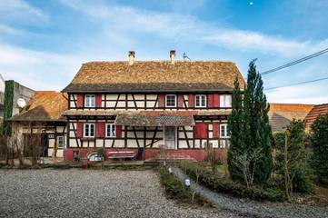 Gîte pour 10 personnes, avec jardin à Blaesheim
