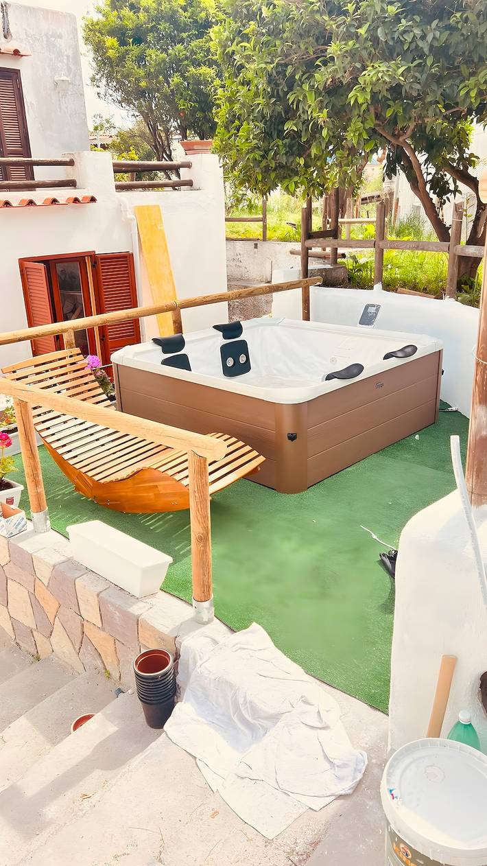 Ferienhaus für 8 Personen, mit Whirlpool und Garten sowie Sauna - 1