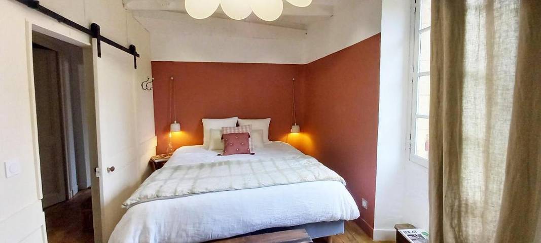 Location de vacances pour 4 personnes, avec terrasse à Urval - 2