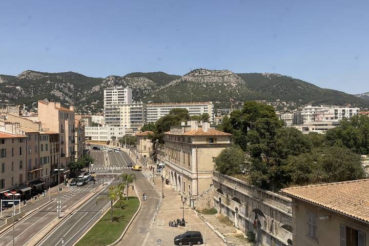 Studio pour 2 personnes, avec Jardin à Toulon