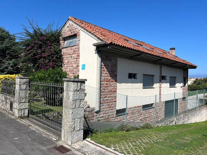Casa rural para 13 personas, con Terraza además de Jardín y Vistas en Celorio - 2
