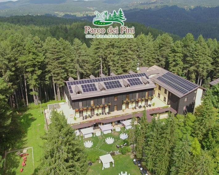 Hôtel pour 2 personnes, avec Jacuzzi et Terrasse ainsi que Jardin et Piscine à Bianchi