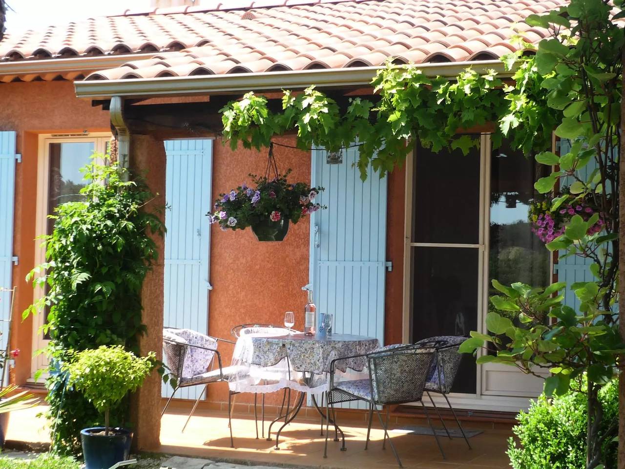 Haus 4 Personen in Pierrevert, Regionaler Naturpark Luberon