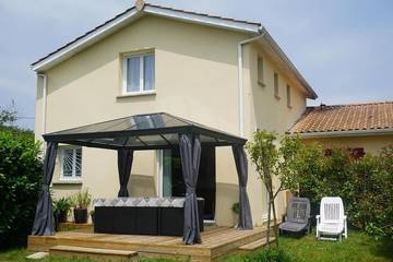 Gîte pour 5 personnes, avec piscine et jardin à Marsas