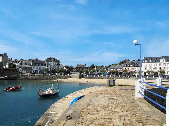 Location de vacances pour 6 personnes, avec jardin et piscine à Locquirec - 3