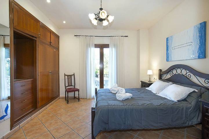 Sa Marina - Sechs Schlafzimmer Villa, Schläft 12 in Cala Mitjana, Felanitx