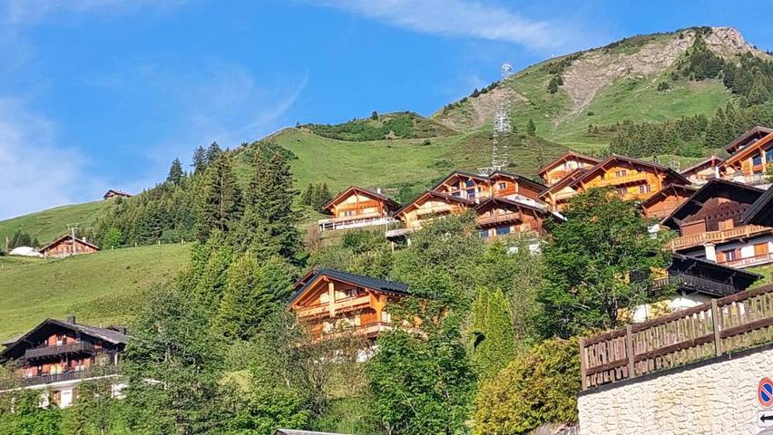 Gîte pour 4 personnes, avec vue et jardin à Val-d'Illiez - 4