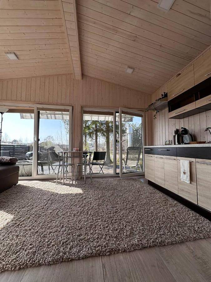 Location de vacances pour 4 personnes, avec piscine et jardin ainsi que sauna et vue, animaux acceptés en Lettonie - 3