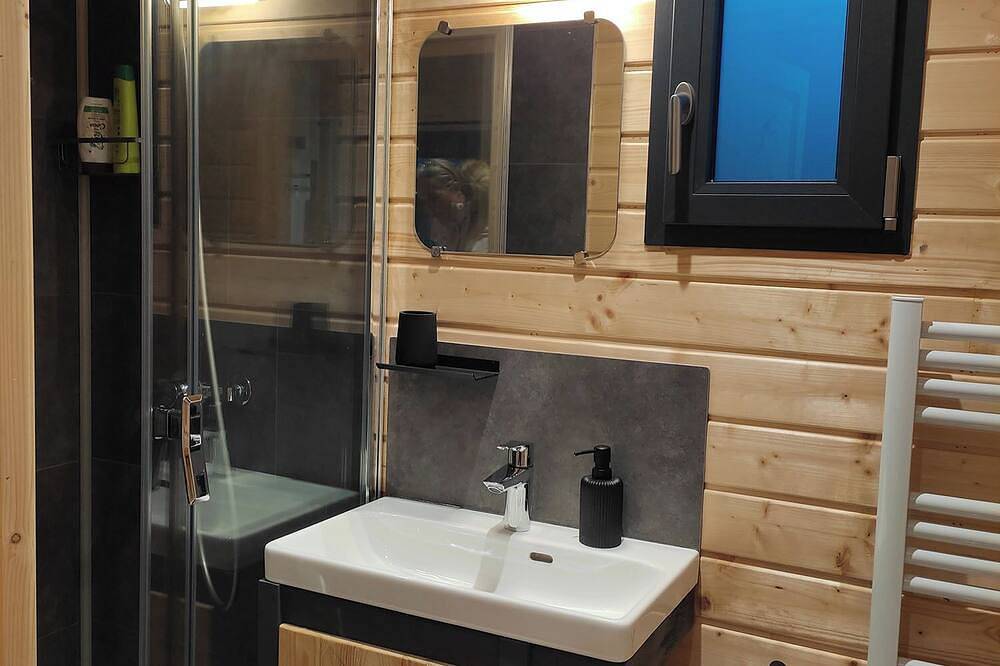 Tiny House Au pied du Merisier in Signy-l'Abbaye, Ardennes