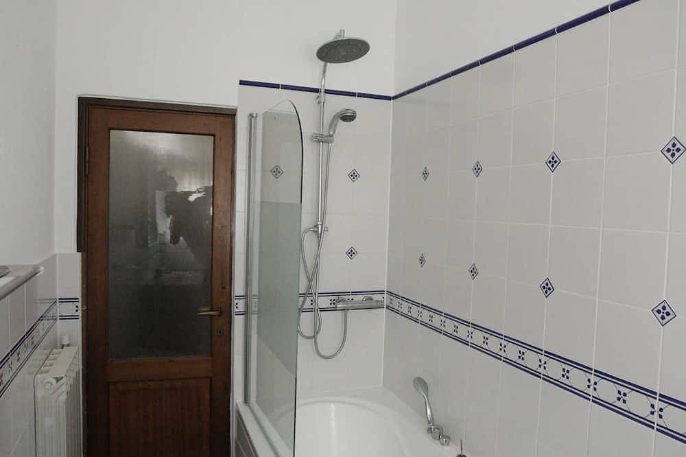 Entire apartment, Nido delle Campane - Romantic apartment with 2 terraces with panoramic-sea views in Grosseto, Grosseto Province