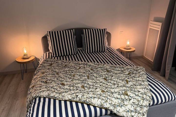 Location de vacances pour 6 personnes, avec jardin et piscine à Saint-Caprais-de-Bordeaux - 4