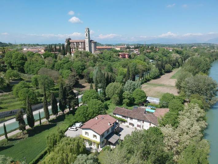 B&b per 2 persone, con Balcone e Terrazza nonché Giardino e Piscina a Monzambano
