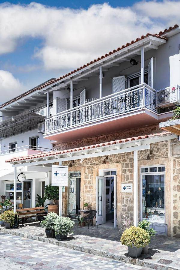 Gîte pour 3 personnes, avec balcon et vue dans Gialova - 4