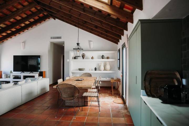 Location de vacances pour 8 personnes, avec piscine ainsi que vue et balcon à Jimena de la Frontera - 4