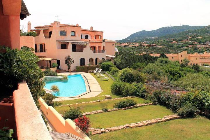 Ferienwohnung für 5 Personen, mit Garten und Pool sowie Balkon, mit Haustier - 1