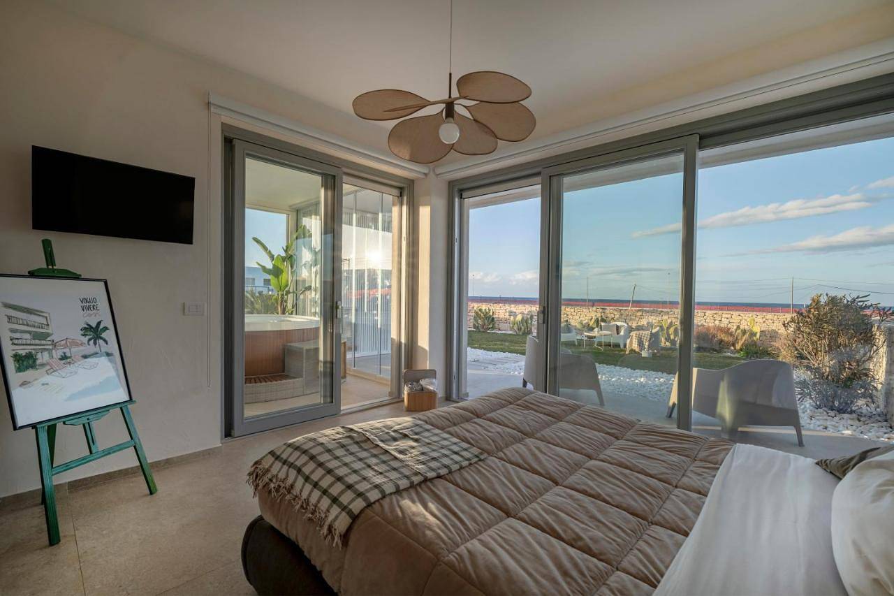 Villa fronte mare in Torre Quetta, Bari