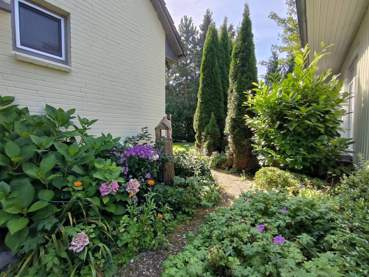 Inger: Modernes Ferienhaus mit Terrasse und Gartennutzung in Tarp, Eider-Treene-Sorge