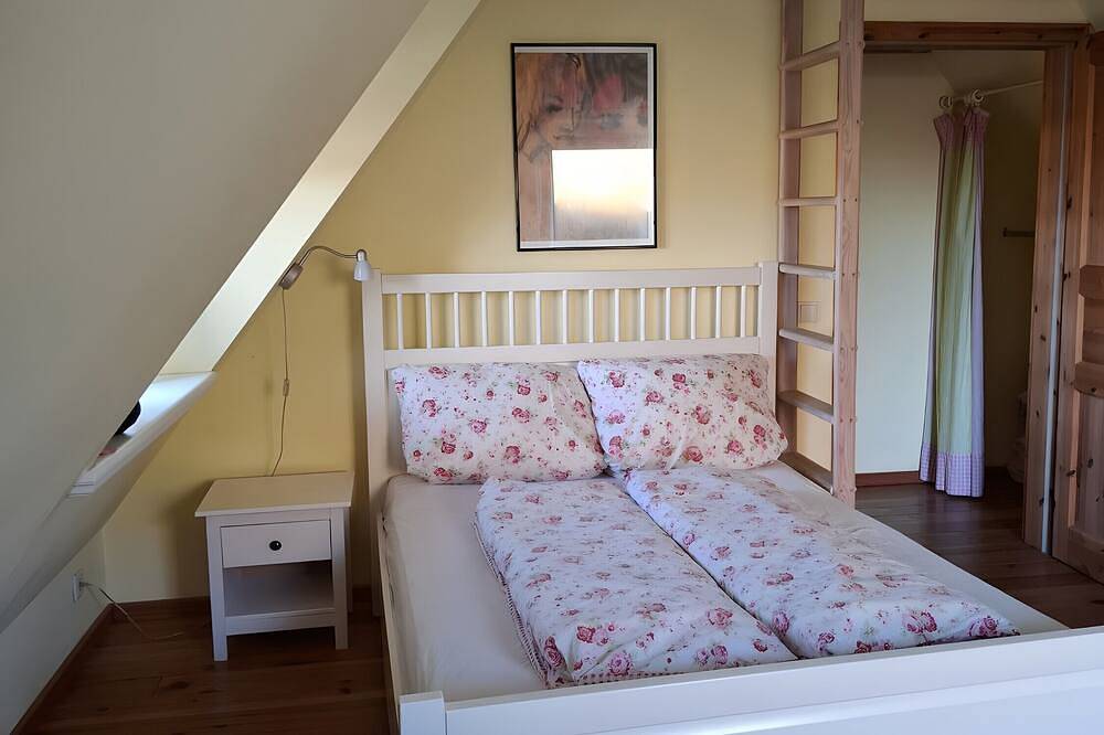 Ganze Wohnung, Haus bei der Kirche Nordwohnung in Oland, Langeneß