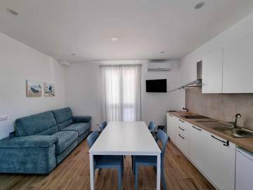 Gîte pour 4 personnes, avec terrasse à Tre Fontane