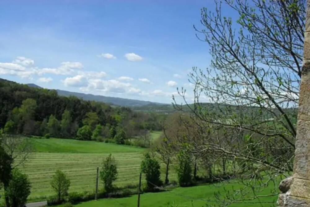 Appartement entier, 2 Personnes chateau d'arcis in Rosières, Haute-Loire