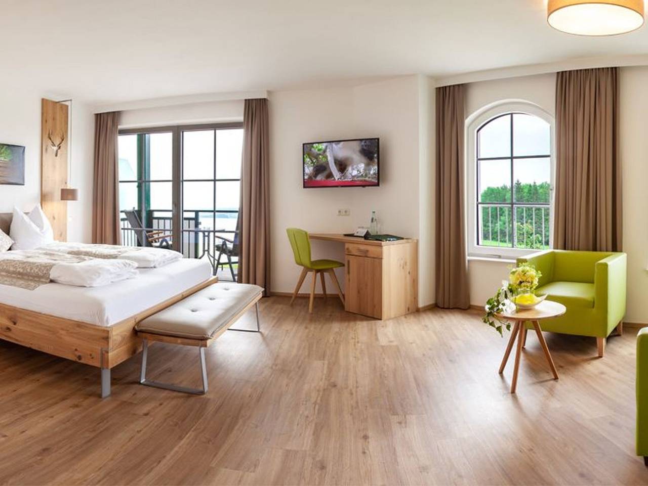 Genusshotel Irmgard - Ferienwohnung Kronberg 2-4 Personen in Straß im Attergau, Attergau