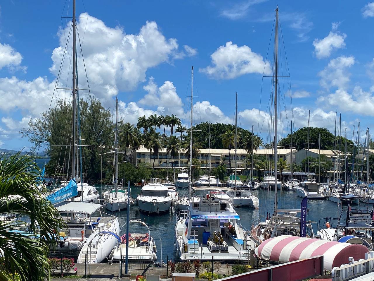 Apartamento entero, Apartamento F3 en Marina Pointe-du-Bout, Martinica, cerca de la playa in Pointe du Bout, Les Trois-Îlets