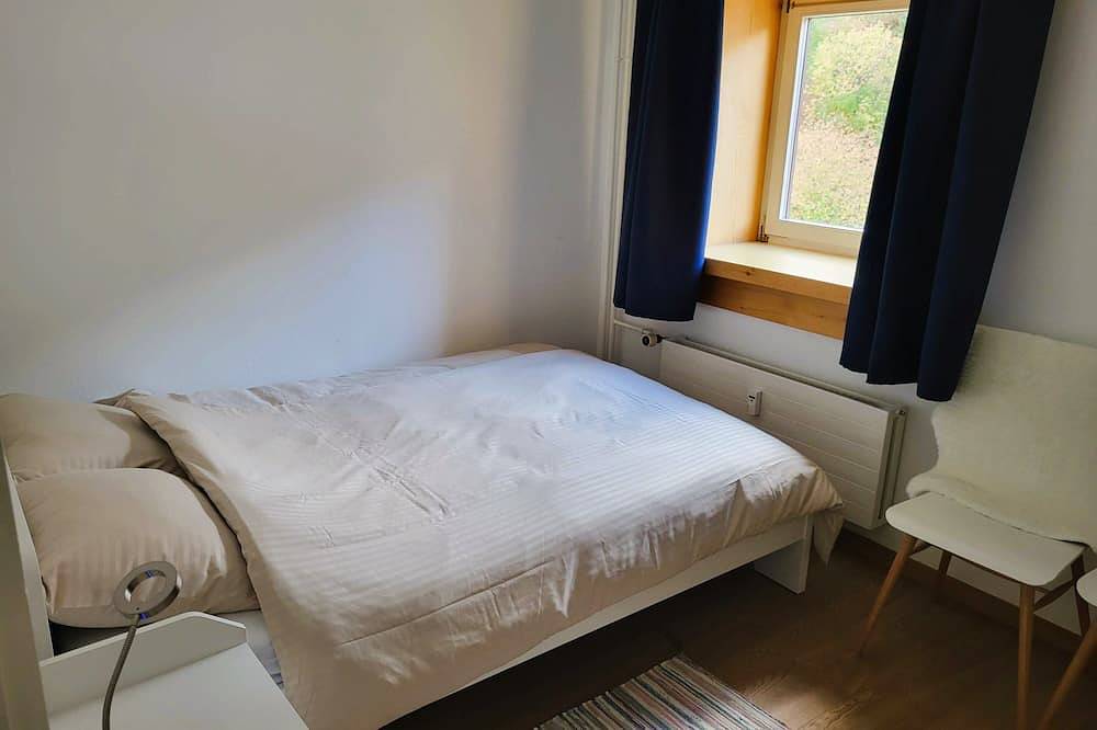 Ganze Wohnung, 2-room Apartment with Mountain View | Balcony | 5 min to Ski Lift in Schatzalp, Davos