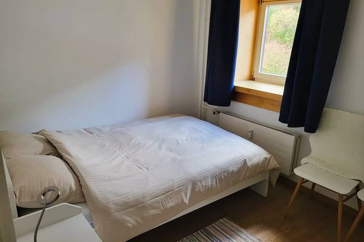 Apartamento entero, 2-zimmer-wohnung mit Bergblick Balkon 5 min zum Skilift in Flüelapass, Davos