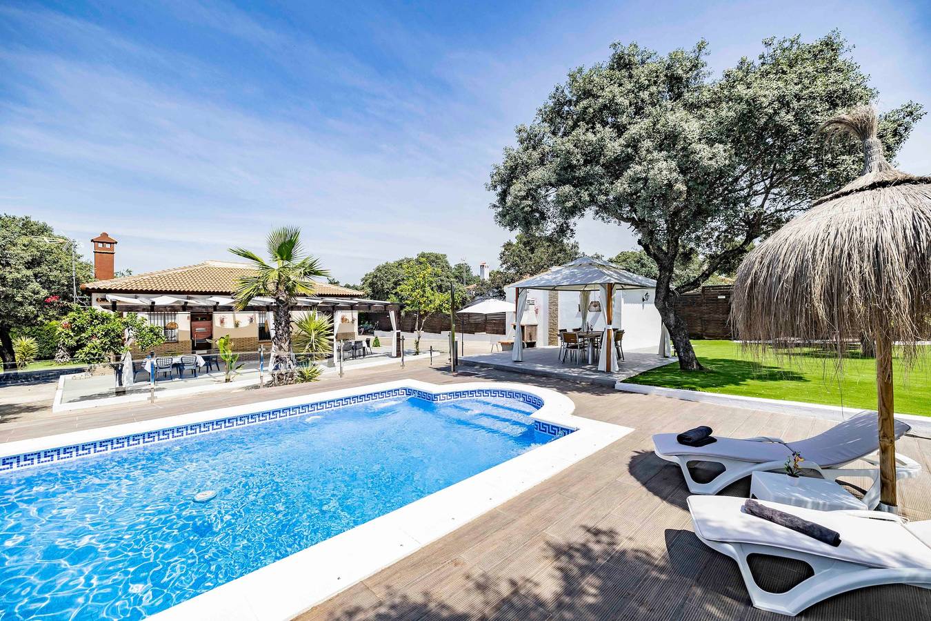 Villa 'Mis Raices' with Private Pool, Wi-Fi and Air Conditioning in Castilblanco de los Arroyos, Sevilla Province