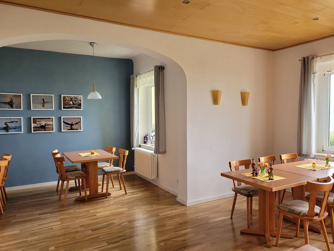 Ganze Ferienwohnung, Gästehaus Niederhof - nur 50 Meter bis zum Boddenstrand - Große Ferienwohnung 3 Seeblick in Sundhagen, Stralsund Umland