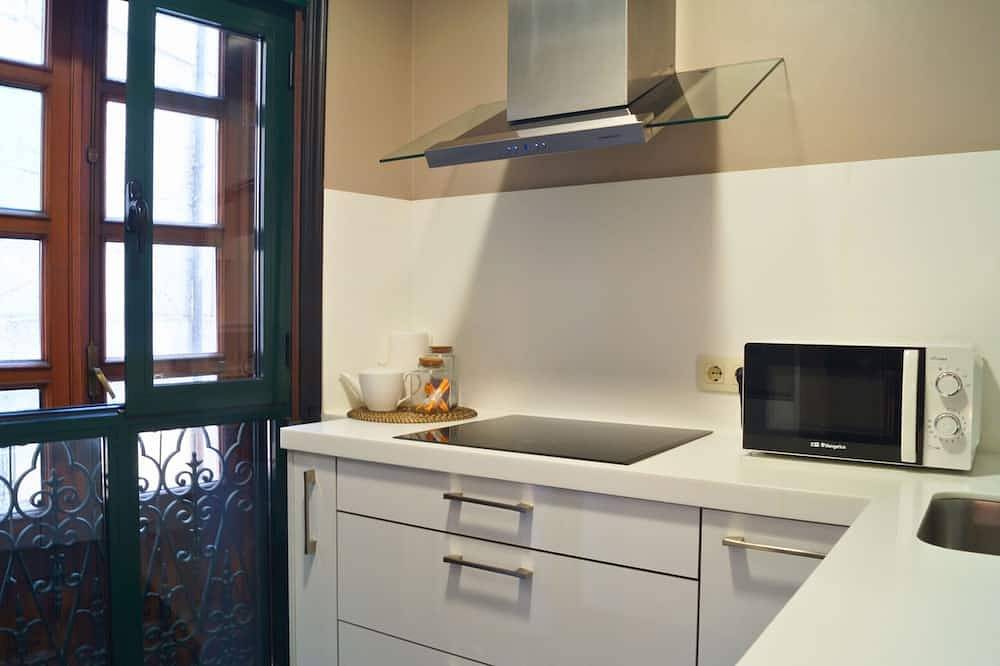Entire apartment, Yourhouse Ourense Bello 1 in Ourense, Ourense Region