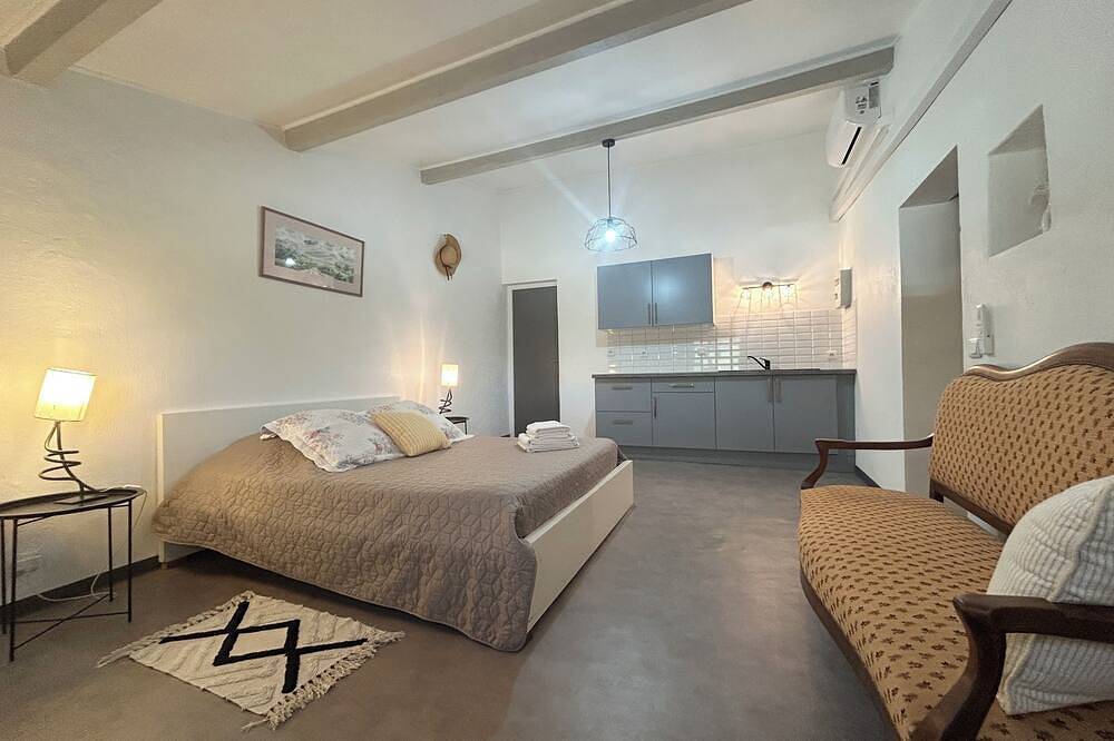 House with pool in the Luberon for 6 people in Saint-Saturnin-lès-Apt, Parc naturel régional du Luberon