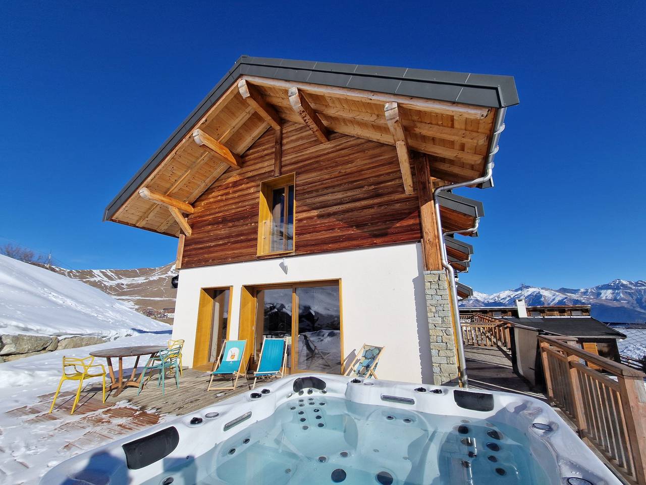 Chalet 'Germain Ski Lodge' con balcón y Wi-Fi in La Toussuire, Fontcouverte-la Toussuire