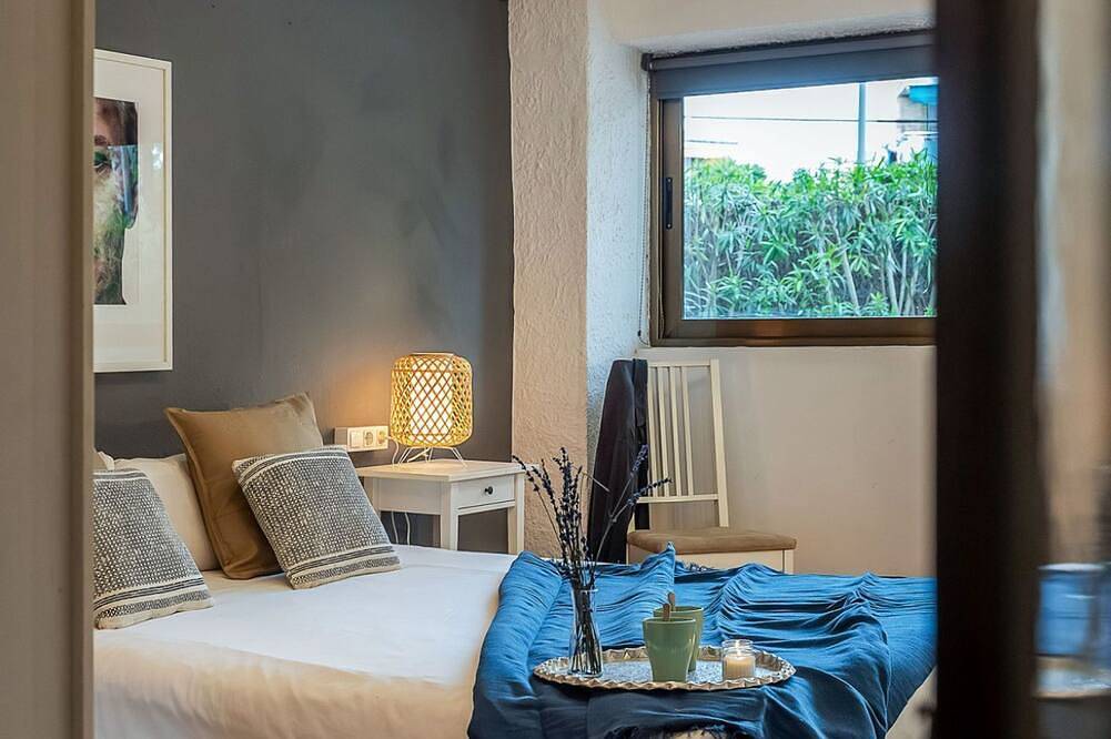 Appartement entier, Villa catalane, piscine privée & jardin près de la plage in Platja de Castelldefels (Gavà), Gavà