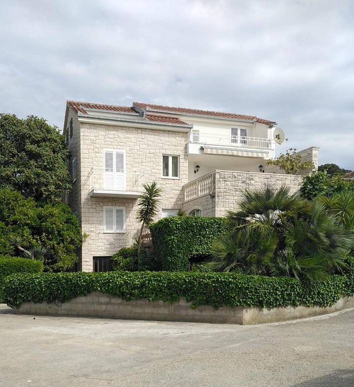 Appartamento vacanze per 3 persone, con giardino - 1