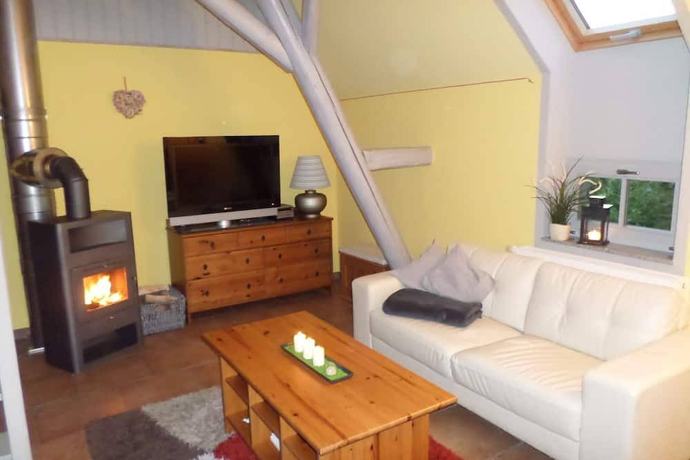 Ganze Wohnung, Family idyll on the lake with pool, sauna,  fireplace - your soul says thank you in Rammenau, Oberlausitz-Niederschlesien