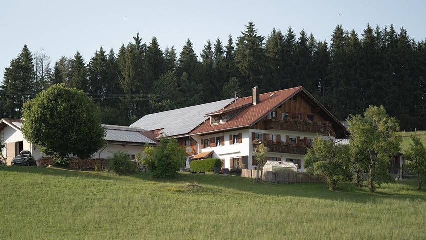 Ferienwohnung für 4 Personen, mit Garten und Balkon, kinderfreundlich in Immenstadt