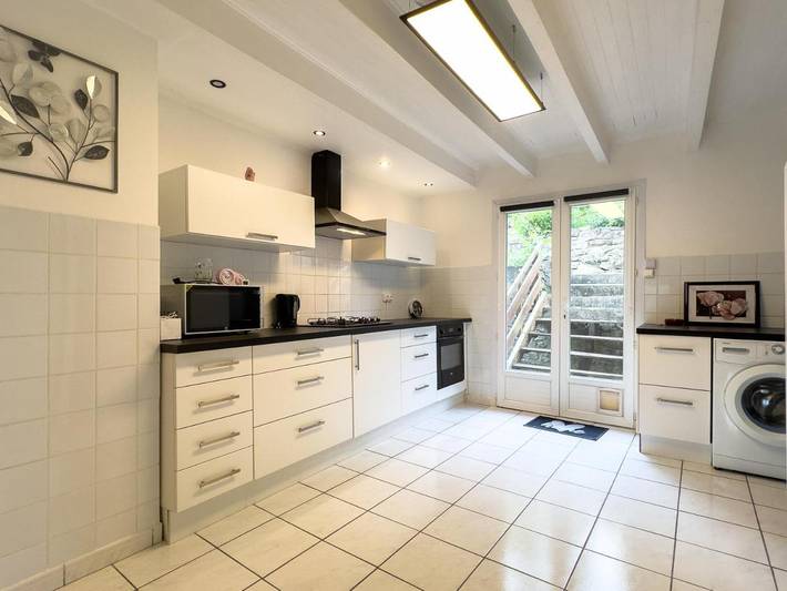 Gîte pour 4 personnes, avec jardin ainsi que vue et balcon à Saint-Julien-du-Gua - 2