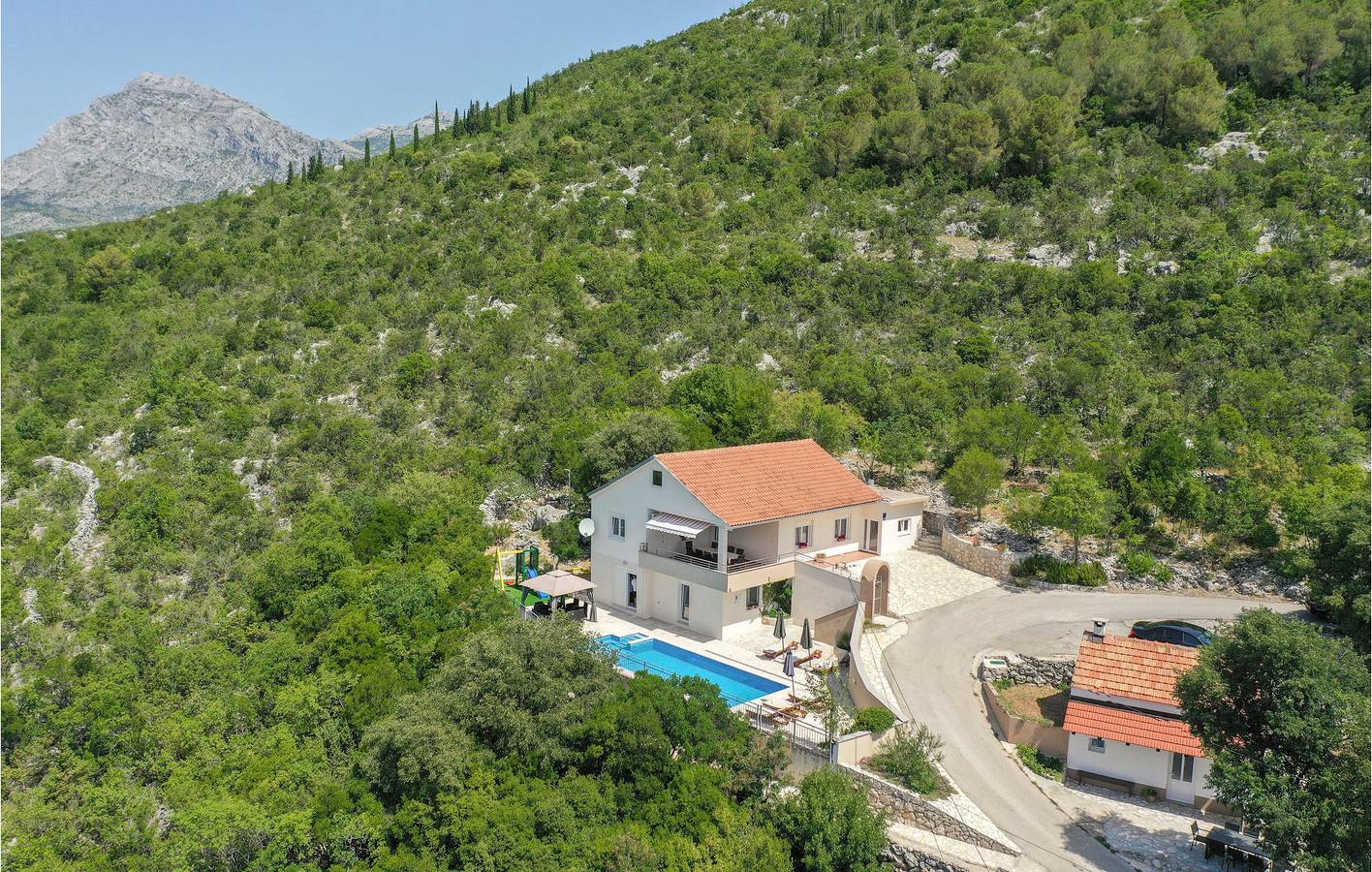 Ferienhaus für 10 Personen mit Terrasse in Makarska Riviera