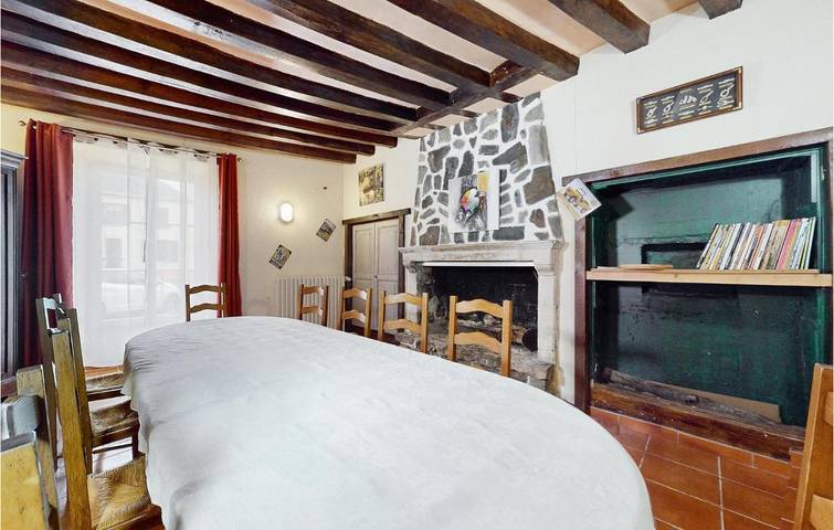 Location de vacances pour 10 personnes, avec terrasse dans Parennes - 4