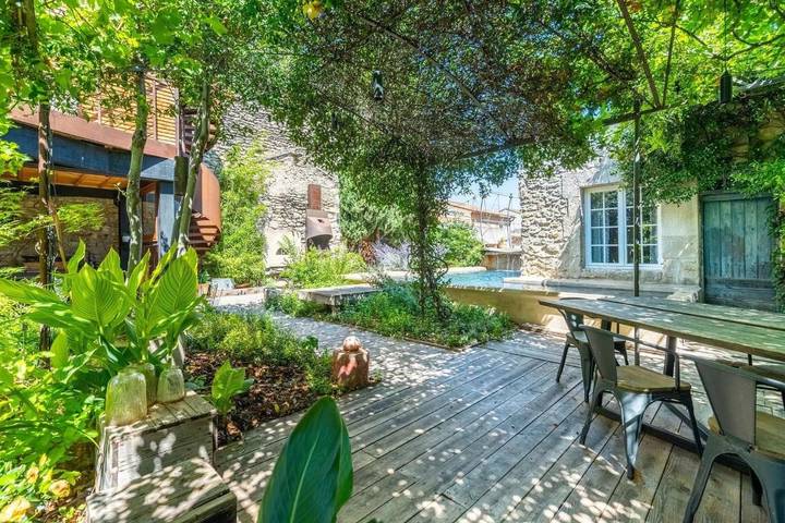 Chambre d’hôte pour 2 personnes, avec jardin et vue ainsi que piscine et terrasse à Saint-Rémy-de-Provence - 3