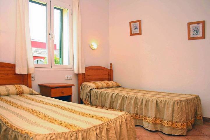 Villa für 7 Personen, mit Whirlpool und Garten, mit Haustier auf Menorca - 4