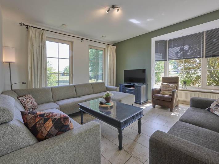 Cosy holiday home with cows in North Brabant
