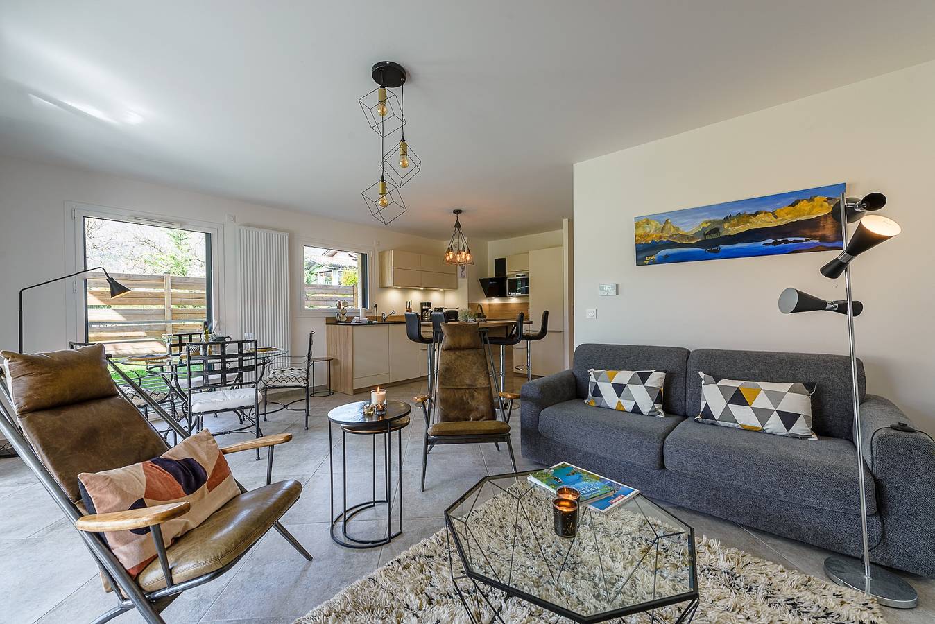 Ganze Wohnung, Le Green Garden - Rez de jardin ensoleillé à quelques pas du lac in Saint-Jorioz, Parc naturel régional du Massif des Bauges